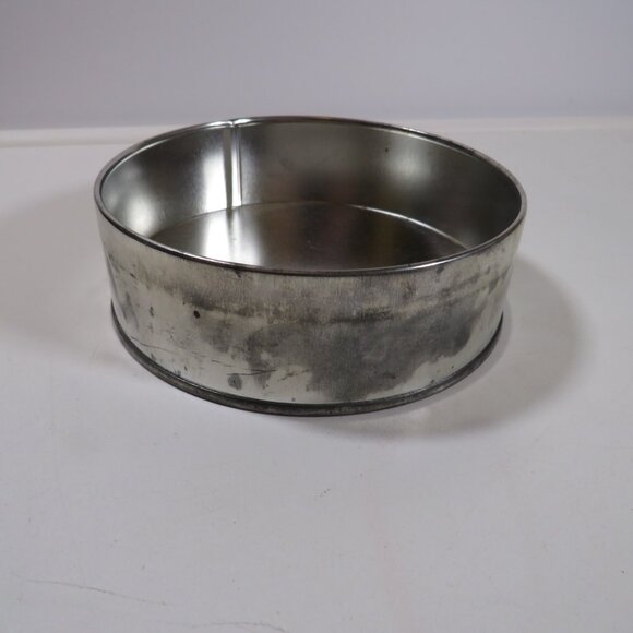 Vintage Metzke Pewter Holiday Metal Tin TARNISHED Bells & Holly Winter Christmas - Picture 5 of 8